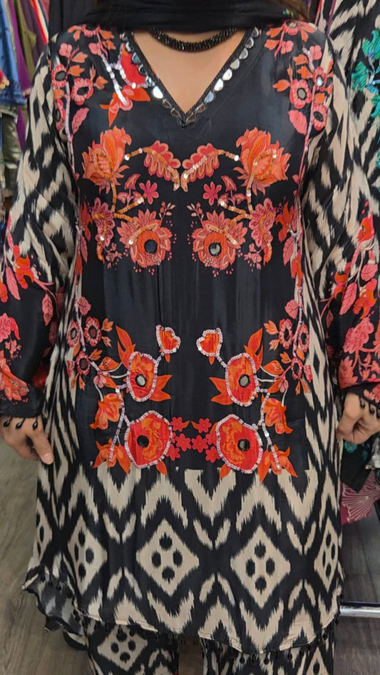 Printed Pure Crepe Farshi Salwar Suit